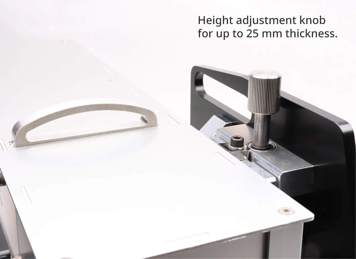 MarkinBOX MB3315T product image- angle view 3