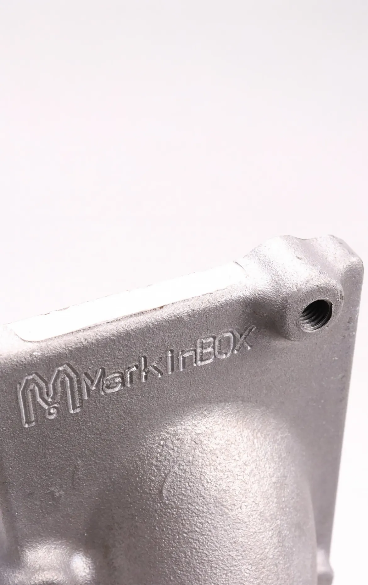 MarkinBoxsual